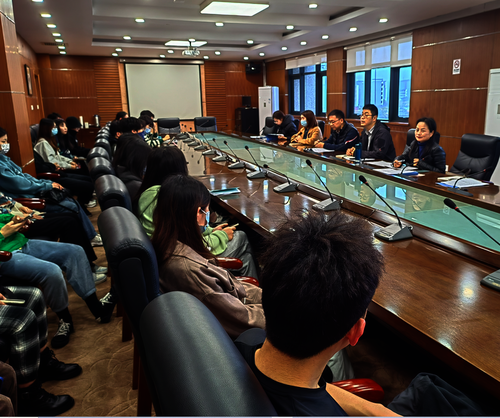 69成人小说
召开动画专业毕业实践环节工作部署1